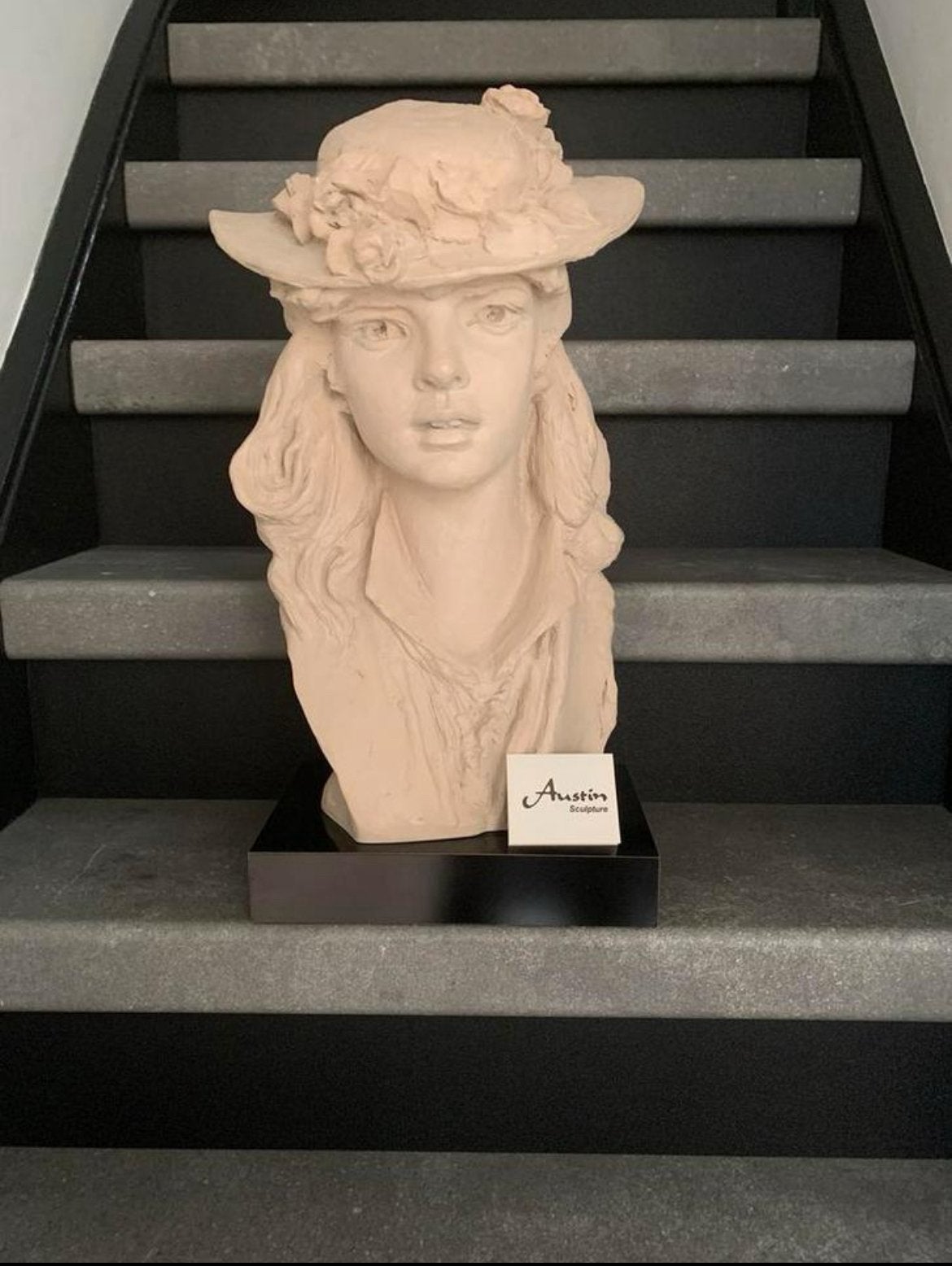 Rodin “young girl with roses”, Ophalen