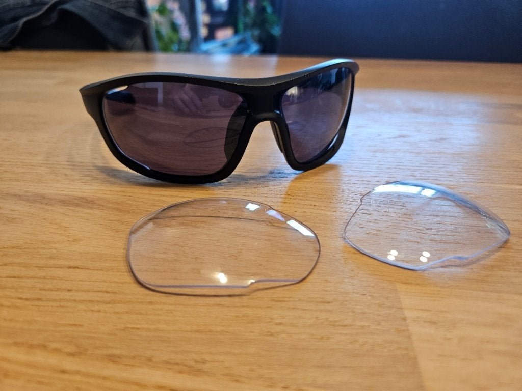 Fietsbril decathlon met categorie 0 en 3, Sieraden, Tassen en Uiterlijk, Overige merken, Zwart, Ophalen of Verzenden, Zo goed als nieuw