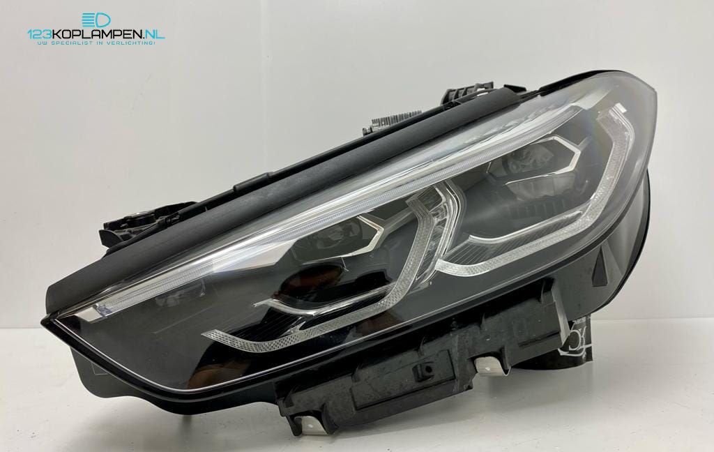 (VR) BMW 8 Serie G14 / G15 Full LED koplamp links