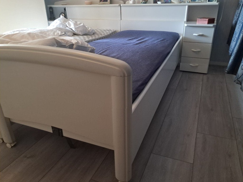 bed 1 persoons 2x, Huis en Inrichting, Slaapkamer | Bedden, Ophalen, Gebruikt, 90 cm, Eenpersoons