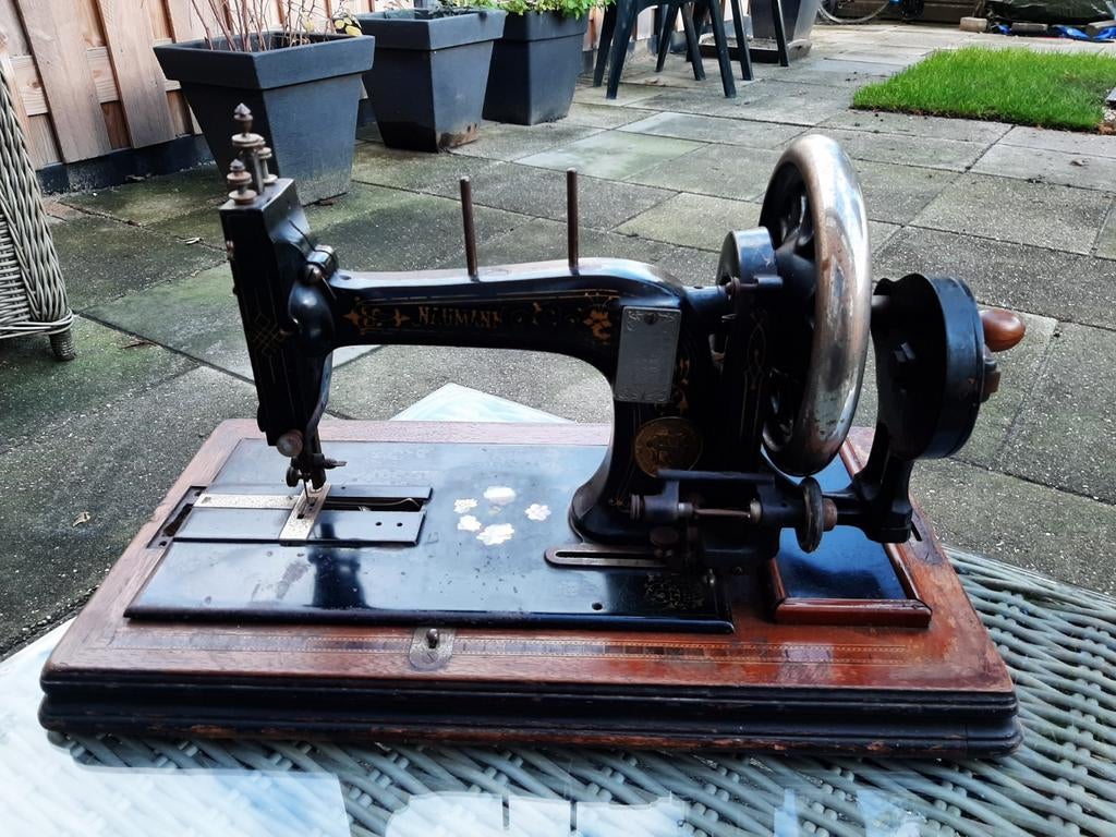 Naumann Antieke Naaimachine, Ophalen of Verzenden