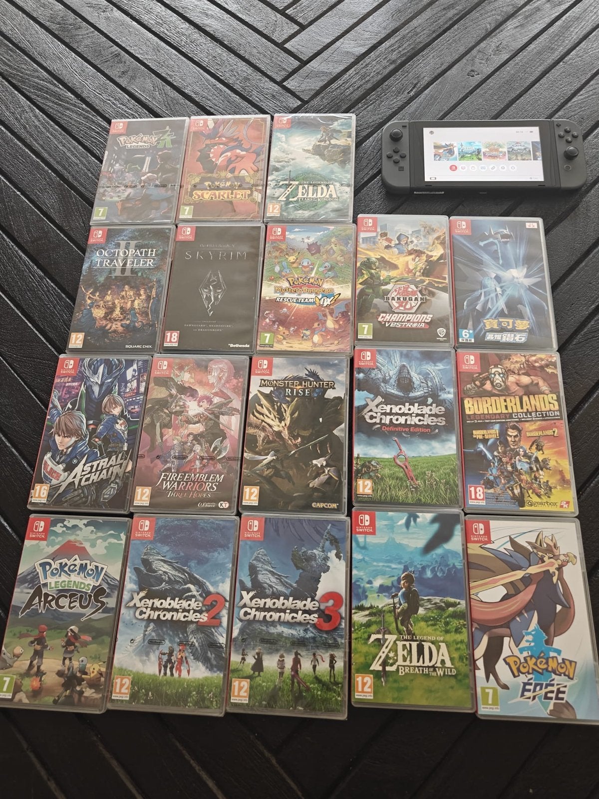 Nintendo Switch met games en accessoires, Ophalen, Met games, Met 2 controllers, Zo goed als nieuw