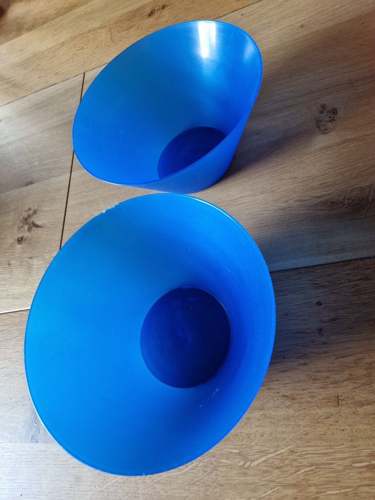 BLAUWE KUNSTSTOF SCHALEN 2X, Ophalen of Verzenden, Rond, Kunststof, Schaal