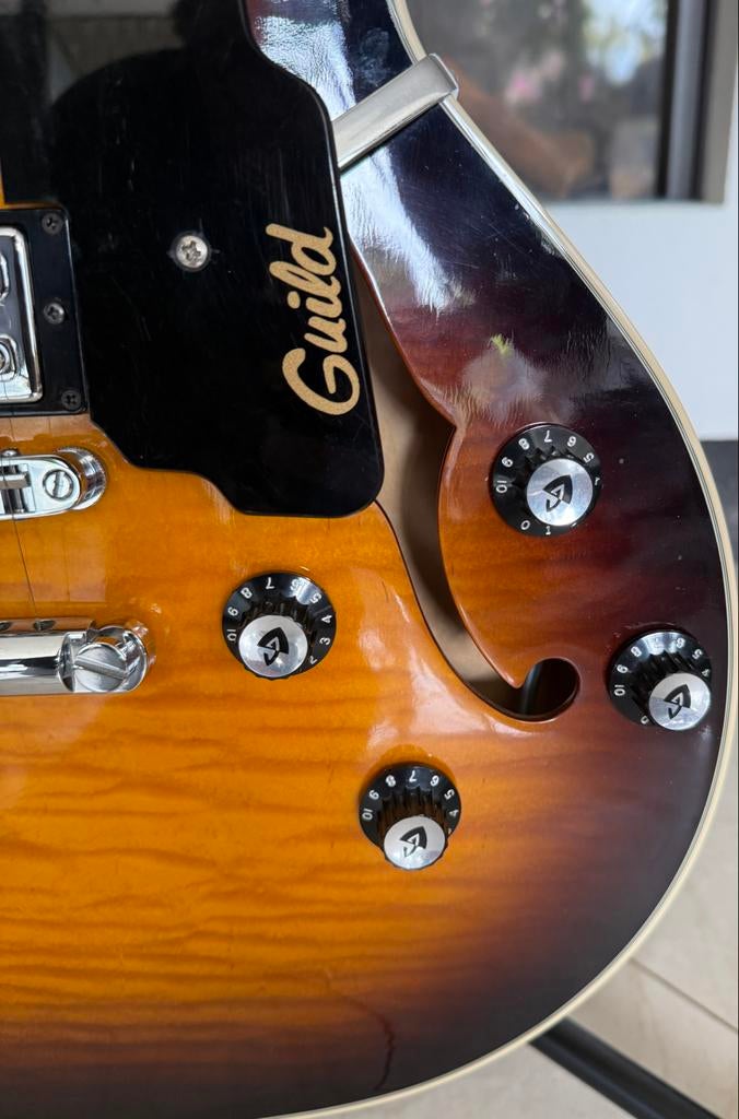 Foto 3 van Guild USA 2000 Starfire IV Antique Burst - Vintage als nieuw