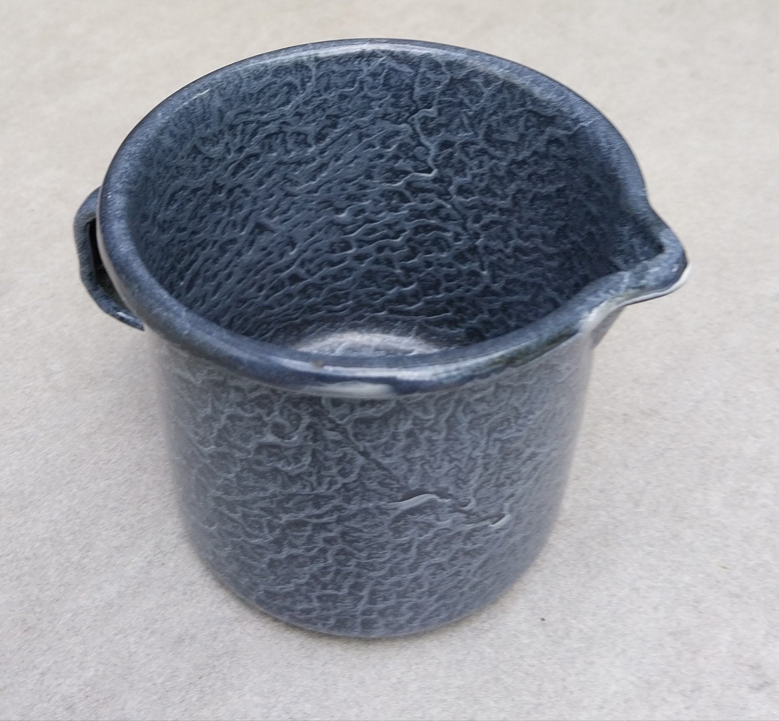 Vintage emaille maatbeker - 10 cm doorsnede, Ophalen of Verzenden