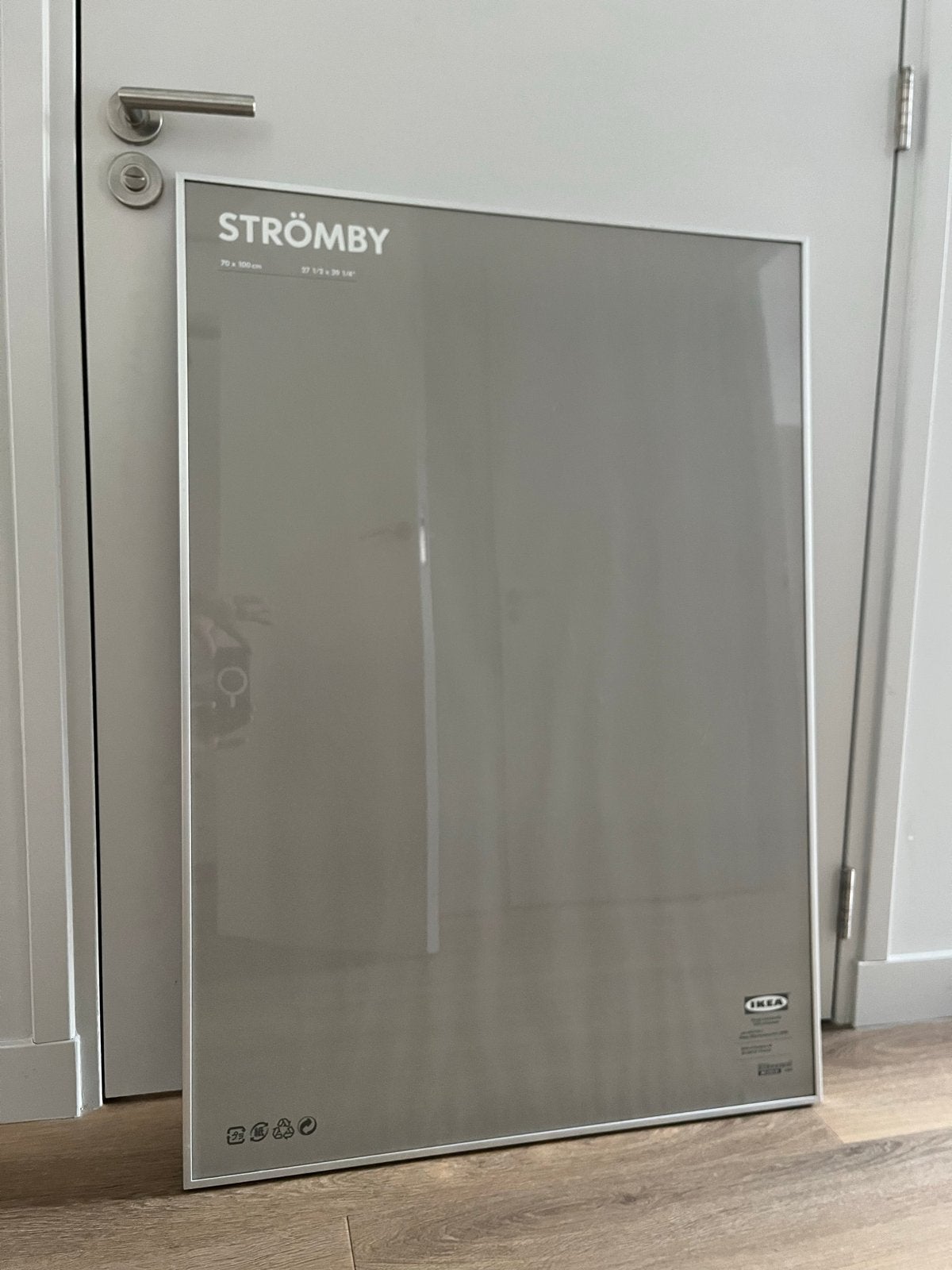 2 STUKS IKEA STRÖMBY Fotolijst 70x100 cm - Zo goed als nieuw, Ophalen of Verzenden, Zo goed als nieuw, Fotolijst, Metaal