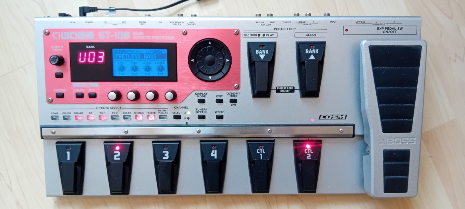Boss GT10B, Muziek en Instrumenten, Effecten, Ophalen of Verzenden, Zo goed als nieuw