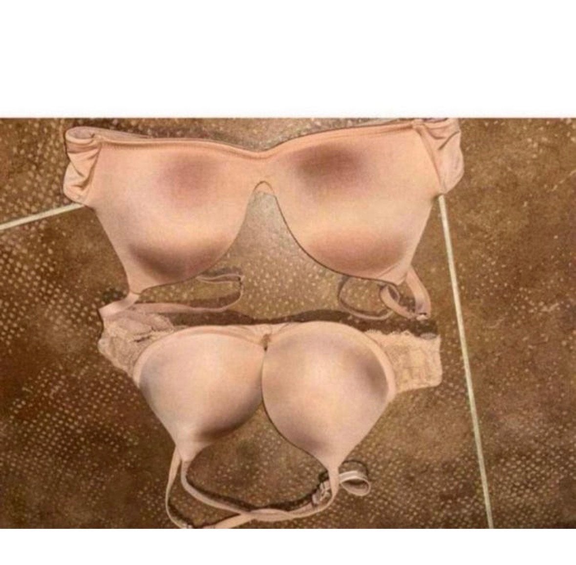 2 Hunkemöller BH's 70A, Ophalen of Verzenden, Beige, BH