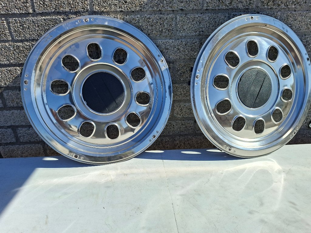 22 inch geheel rvs zeer nette gave wieldoppen vrachtwagen, Ophalen of Verzenden, Mercedes-Benz, Carrosserie en Plaatwerk