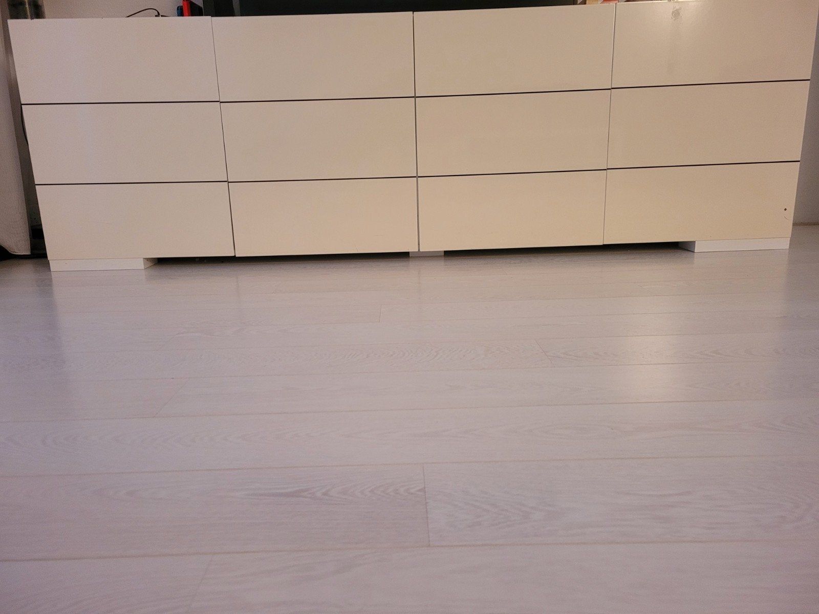 TV-meubel met 4 deuren Wit, Overige materialen, Gebruikt, Modern, functioneel, Ophalen of Verzenden