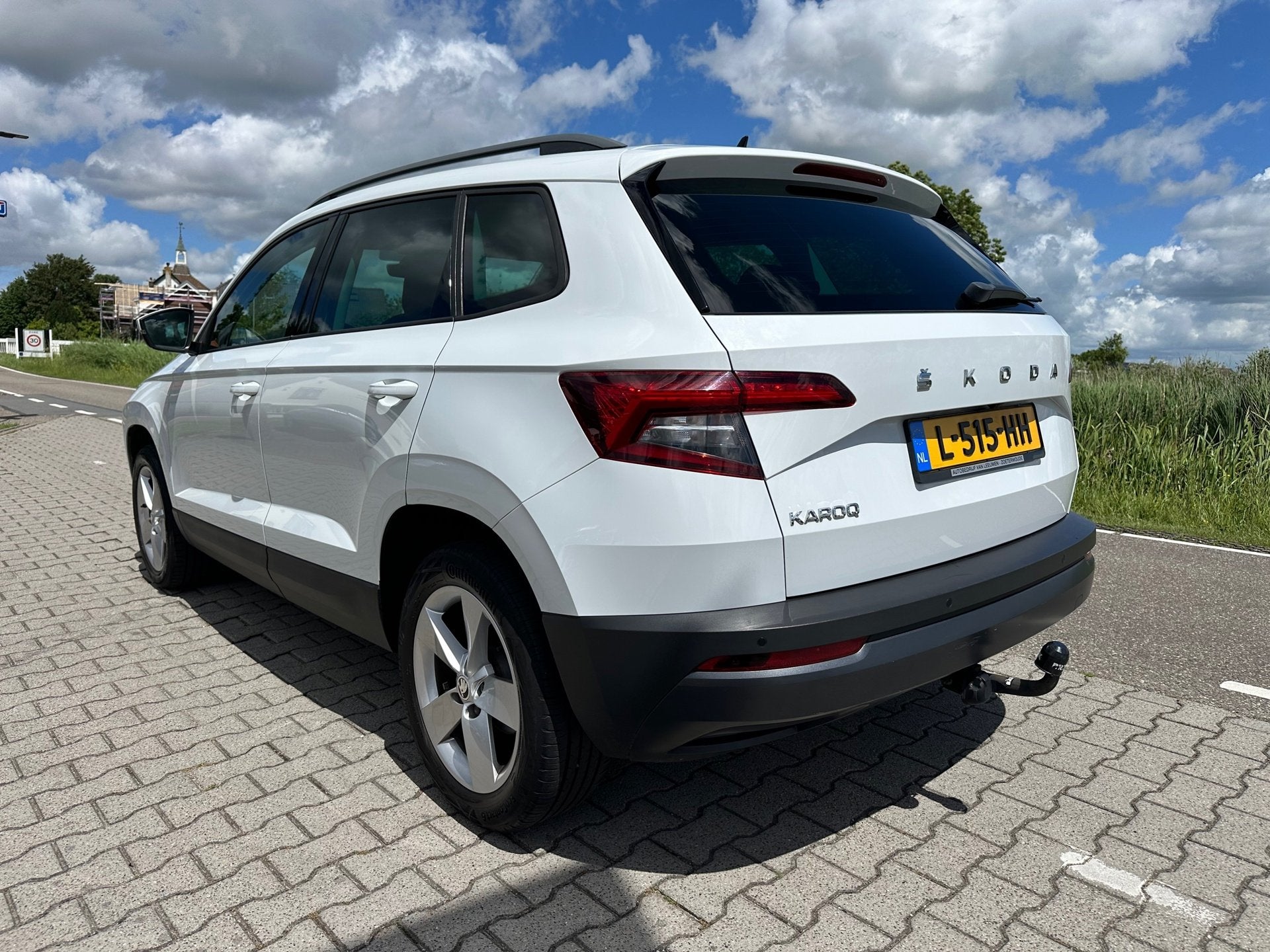 Skoda Karoq 1.5 TSI ACT Style, Trekhaak, Carplay, Virtual Co, Auto's, Voorwielaandrijving, Stof, Wit, Karoq