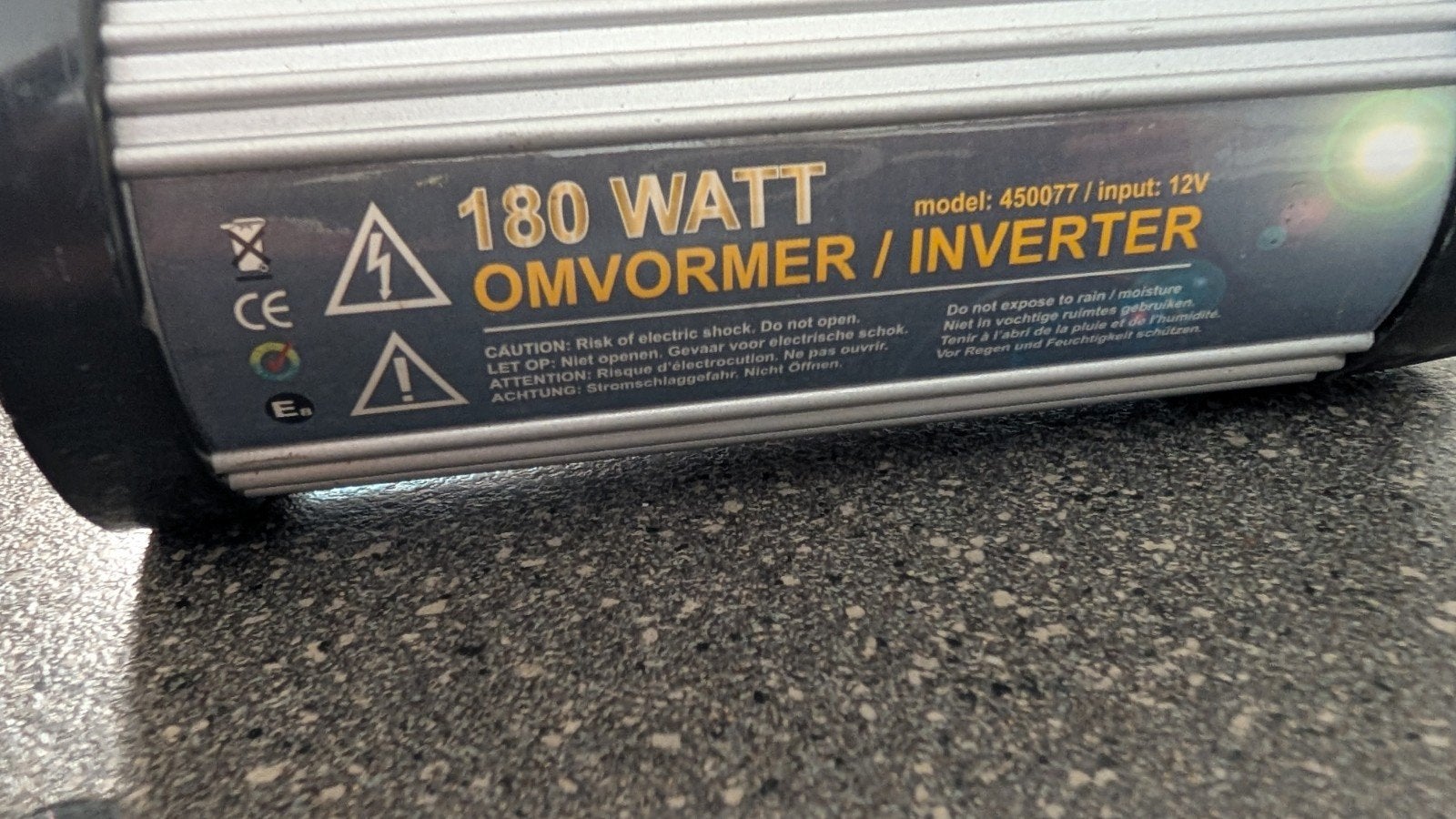180 Watt Omvormer voor 12 Volt met USB-aansluiting, Ophalen of Verzenden, Gebruikt