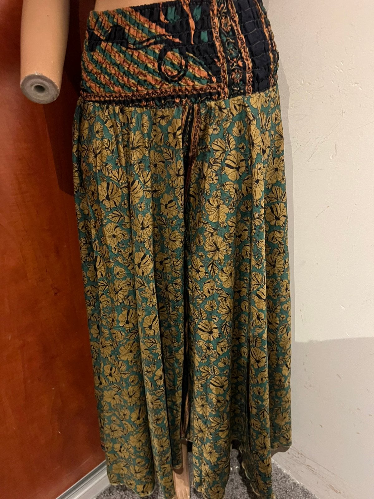 BOHO broekrok maat m/l turquoise goud zijde viscose