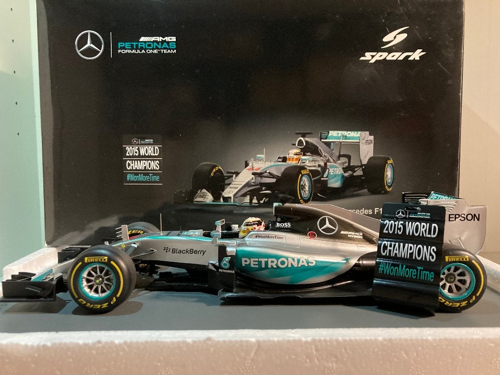 ✅ Lewis Hamilton 1:18 Winner US GP 2015 WC Spark 18S179 W06, Verzamelen, Automerken, Motoren en Formule 1, Ophalen of Verzenden
