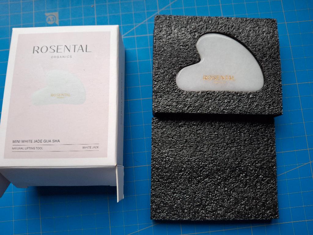 Rosental Organics Mini White Jade Gua Sha nieuw, Sieraden, Tassen en Uiterlijk, Uiterlijk | Gezichtsverzorging, Ophalen of Verzenden