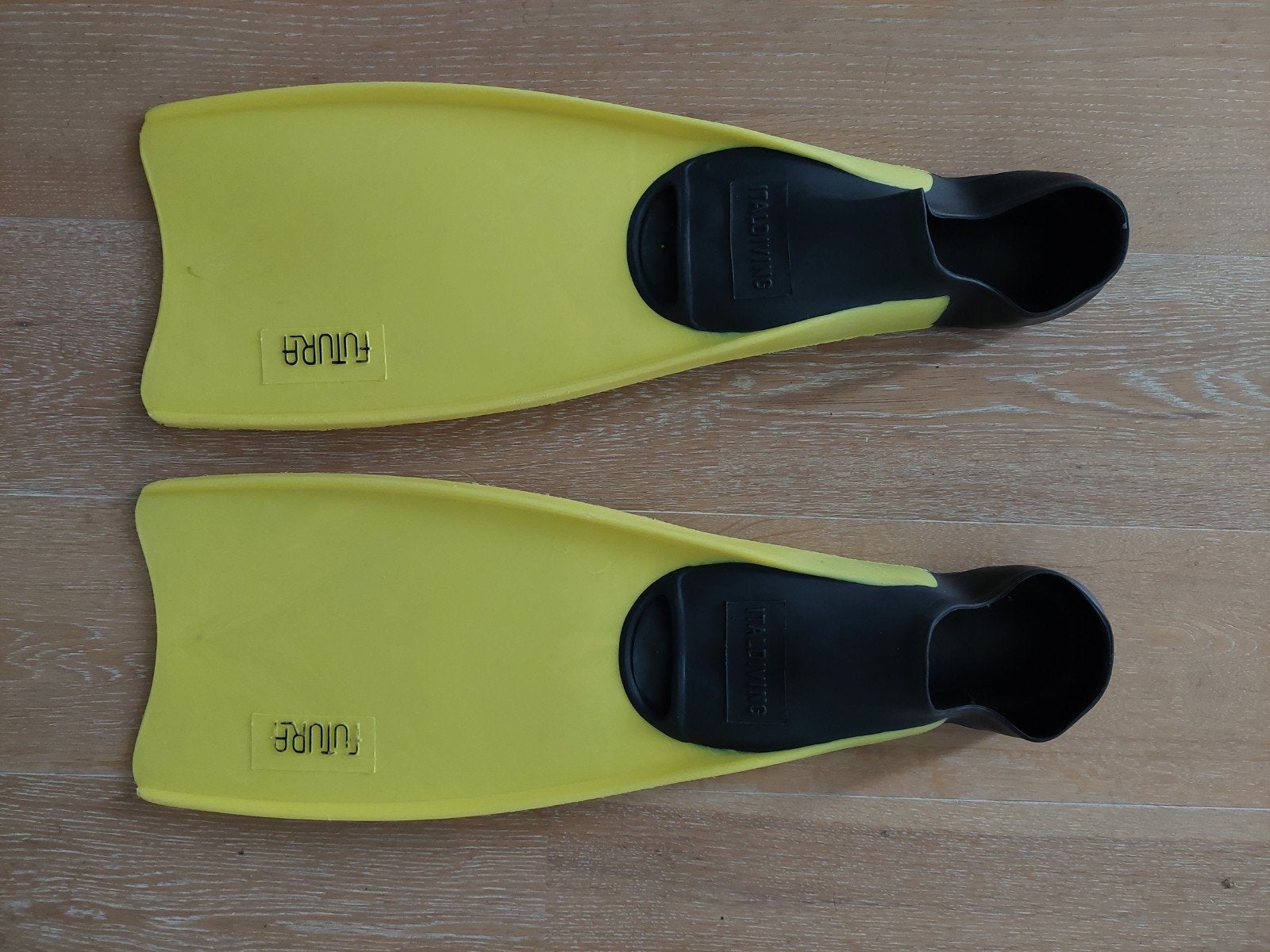 Zwemvliezen Futura, maat 41-42 oftewel 7-8, Watersport en Boten, Ophalen of Verzenden, Zo goed als nieuw, Snorkelvinnen
