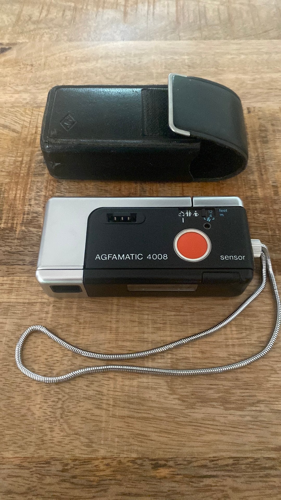 Agfamatic 4008 Pocket Camera met hoesje, Ophalen of Verzenden, Gebruikt, Compact, Overige Merken