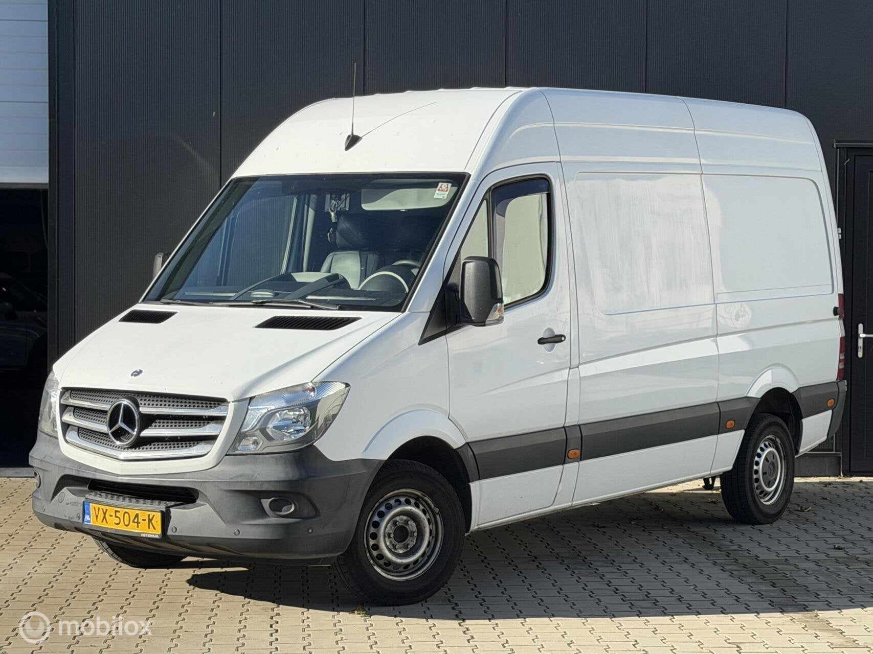 Mercedes Sprinter 416 2.2 | TREKHAAK | LEDER | PDC |, Euro 5, Gebruikt, Zwart, 2000 kg