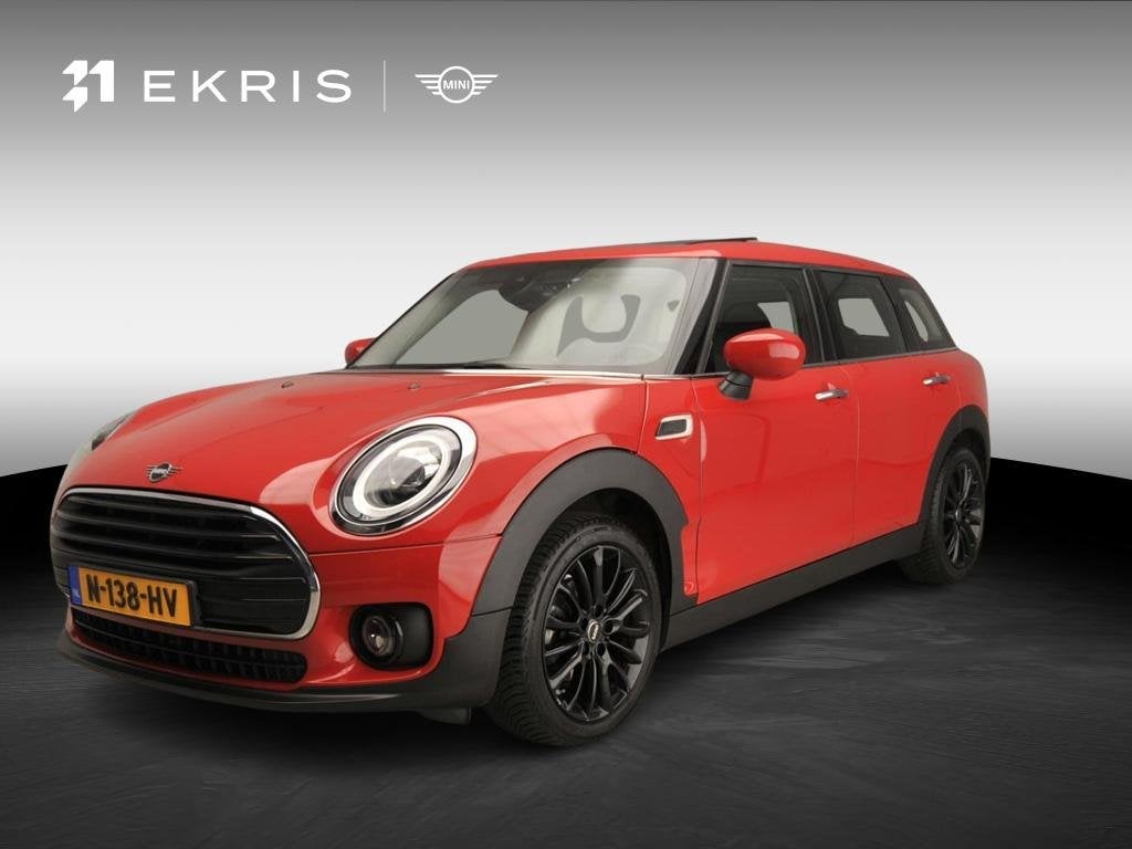 MINI Clubman One Classic | LED | Navigatie | Panoramadak | S, 12 maanden, Gebruikt, Handgeschakeld, 3 cilinders