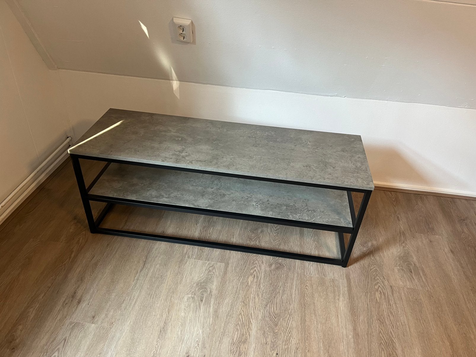 TV meubel JYSK, Huis en Inrichting, Ophalen, 100 tot 150 cm, Zo goed als nieuw, Minder dan 100 cm