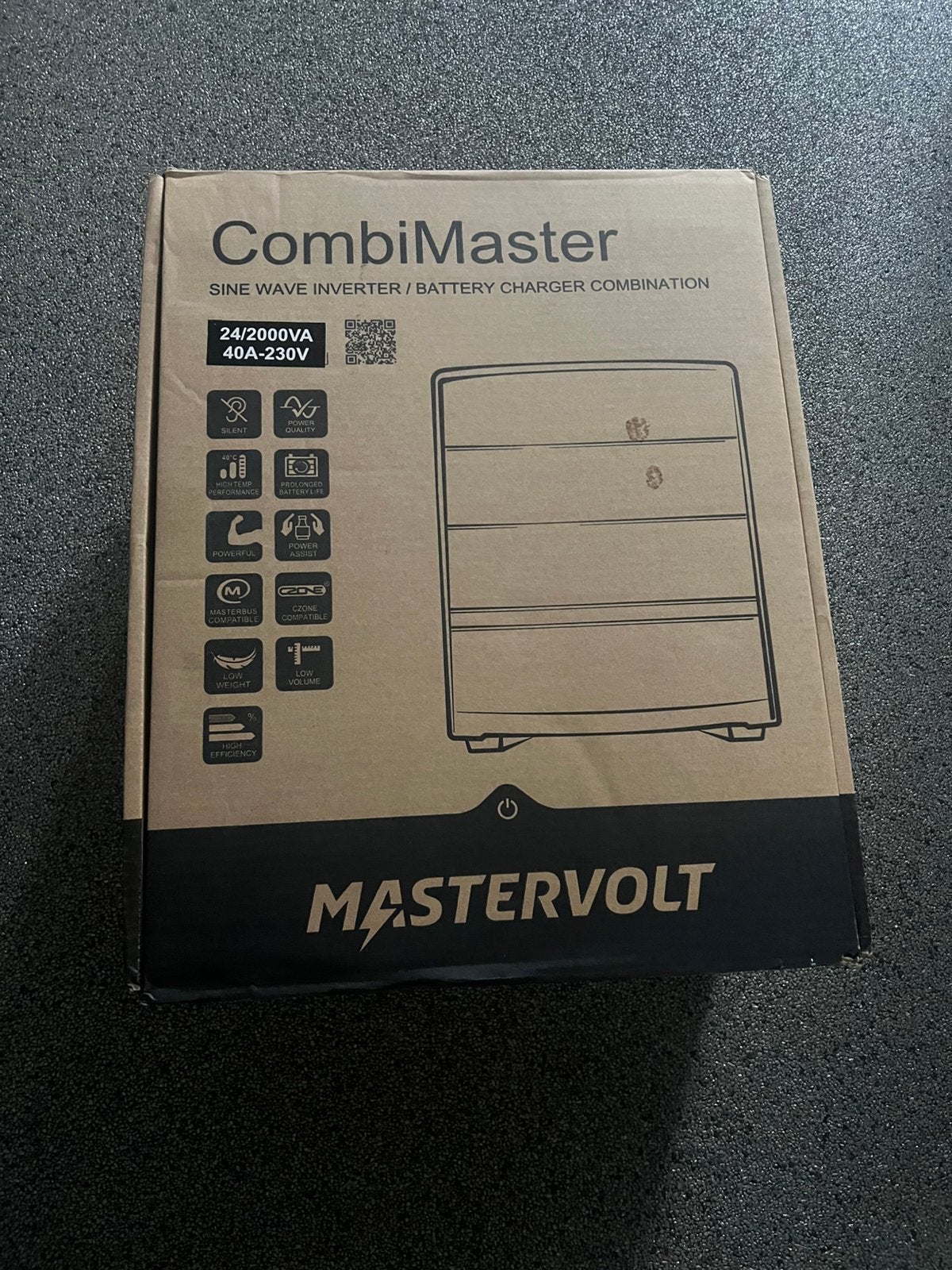Nieuw in doos: Mastervolt CombiMaster 24/2000VA 40A-230V, Ophalen, Nieuw, Elektra en Verlichting, Zeilboot of Motorboot