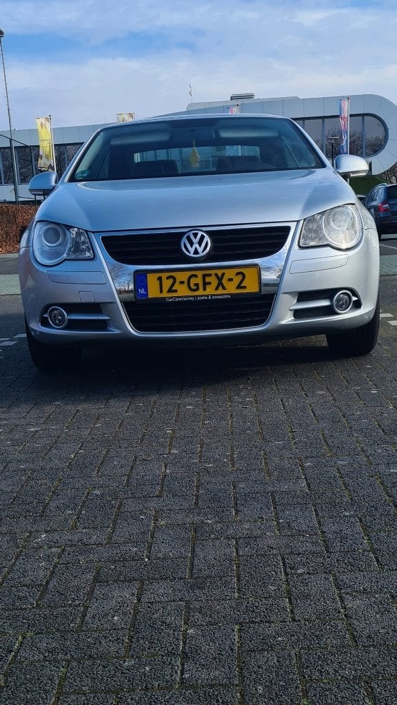 Volkswagen Eos 1.6 16V FSI 2006 Grijs, Zwart, 4 cilinders, Cabriolet, 4 stoelen