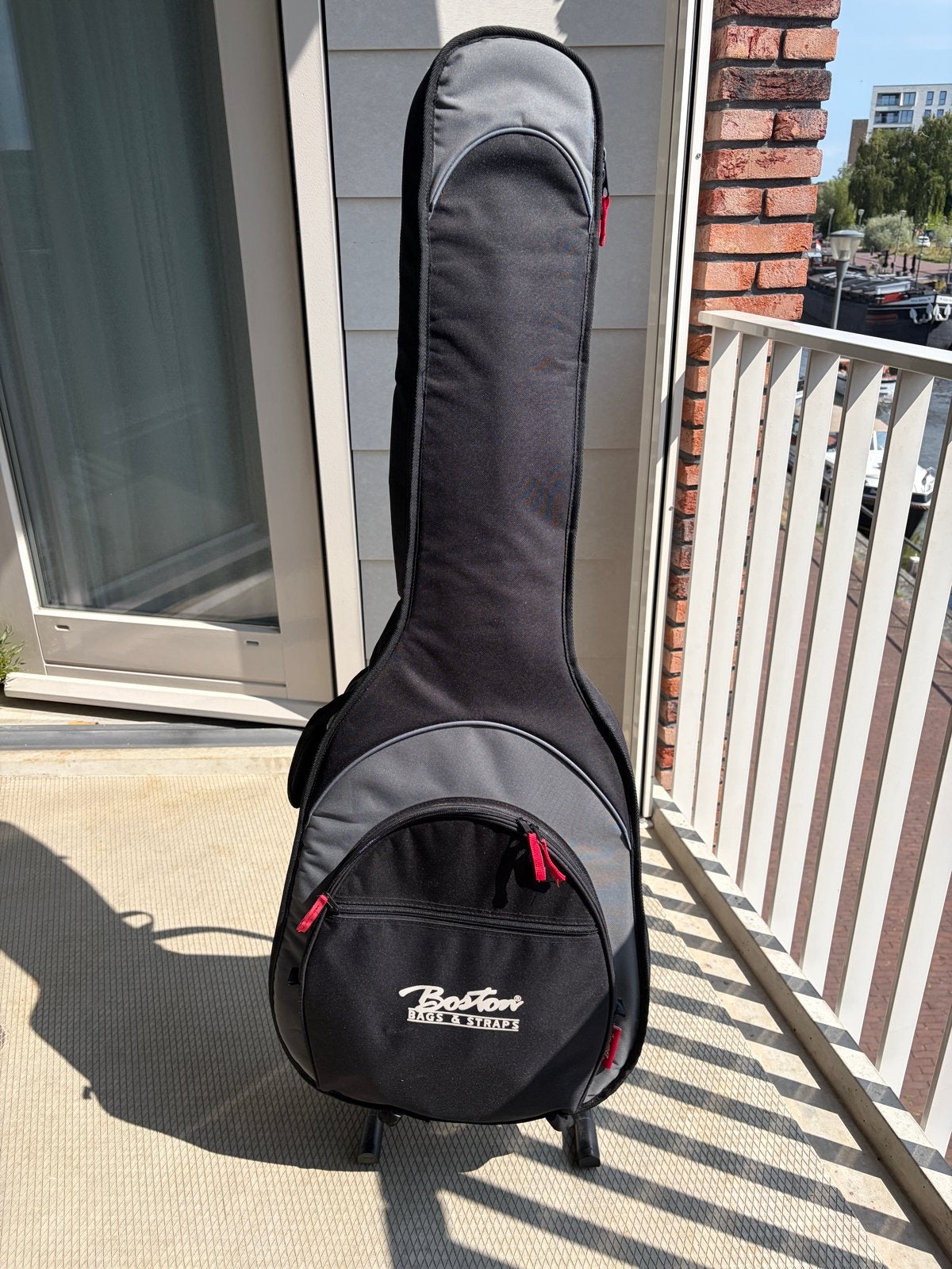 Alvarez AF60CESHB Westerngitaar met accessoires, Ophalen, Zo goed als nieuw, Western- of Steelstringgitaar, Met (piezo-)element