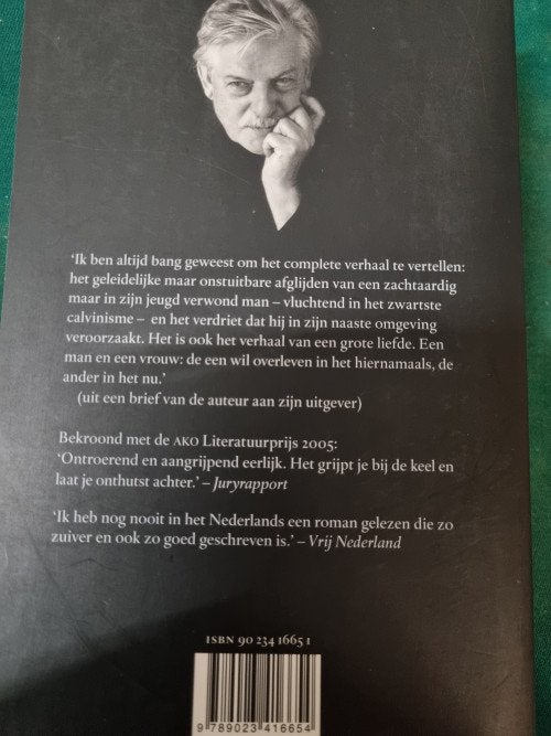 boek knielen op een bed violen jan siebelink, Ophalen of Verzenden