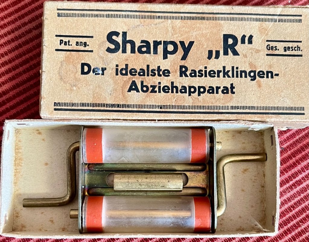 Sharpy, Antiek Slijpapparaatje voor Veiligheids-scheermesjes, Ophalen of Verzenden