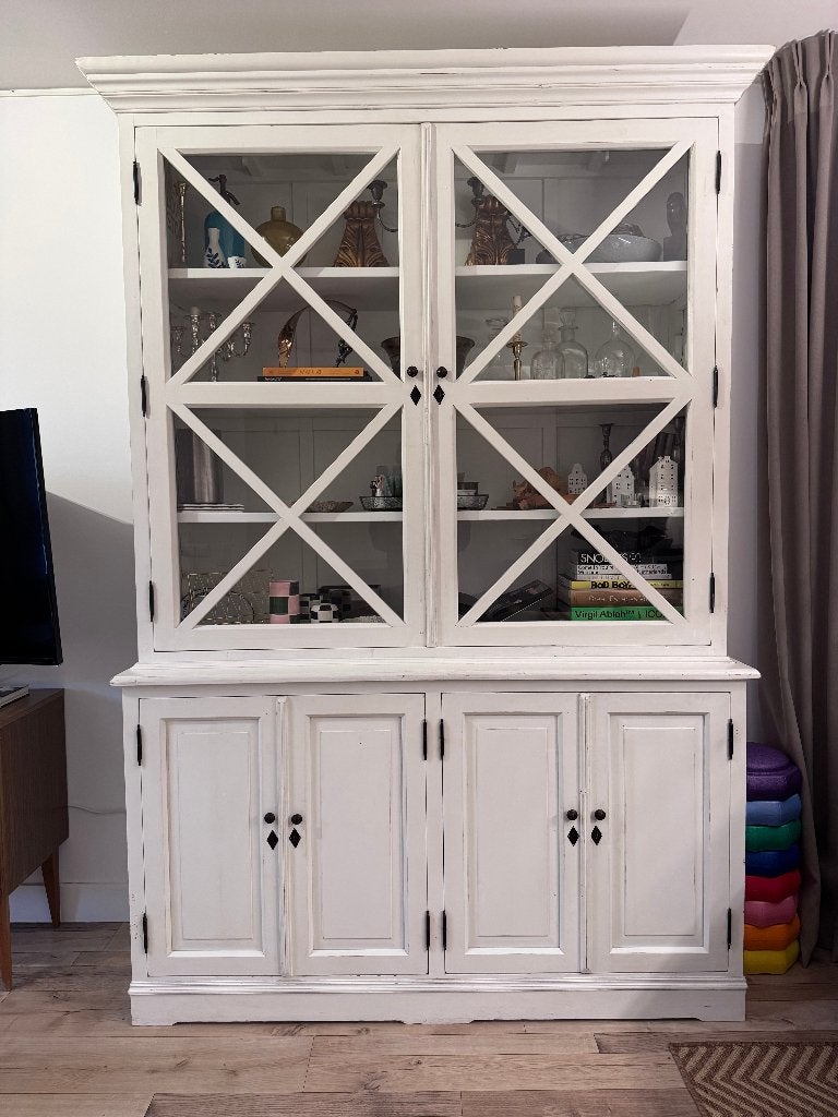 Landelijke witte buffetkast met vitrinedeuren, Ophalen, 200 cm of meer, 150 tot 200 cm, 25 tot 50 cm