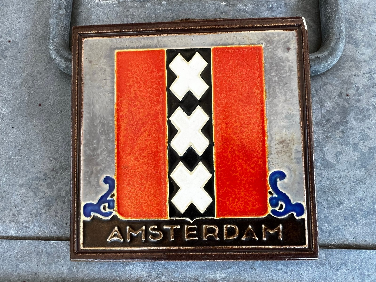 Westraven Fajence Utrecht Cloisonné-tegel   Amsterdam, Antiek en Kunst, Ophalen of Verzenden