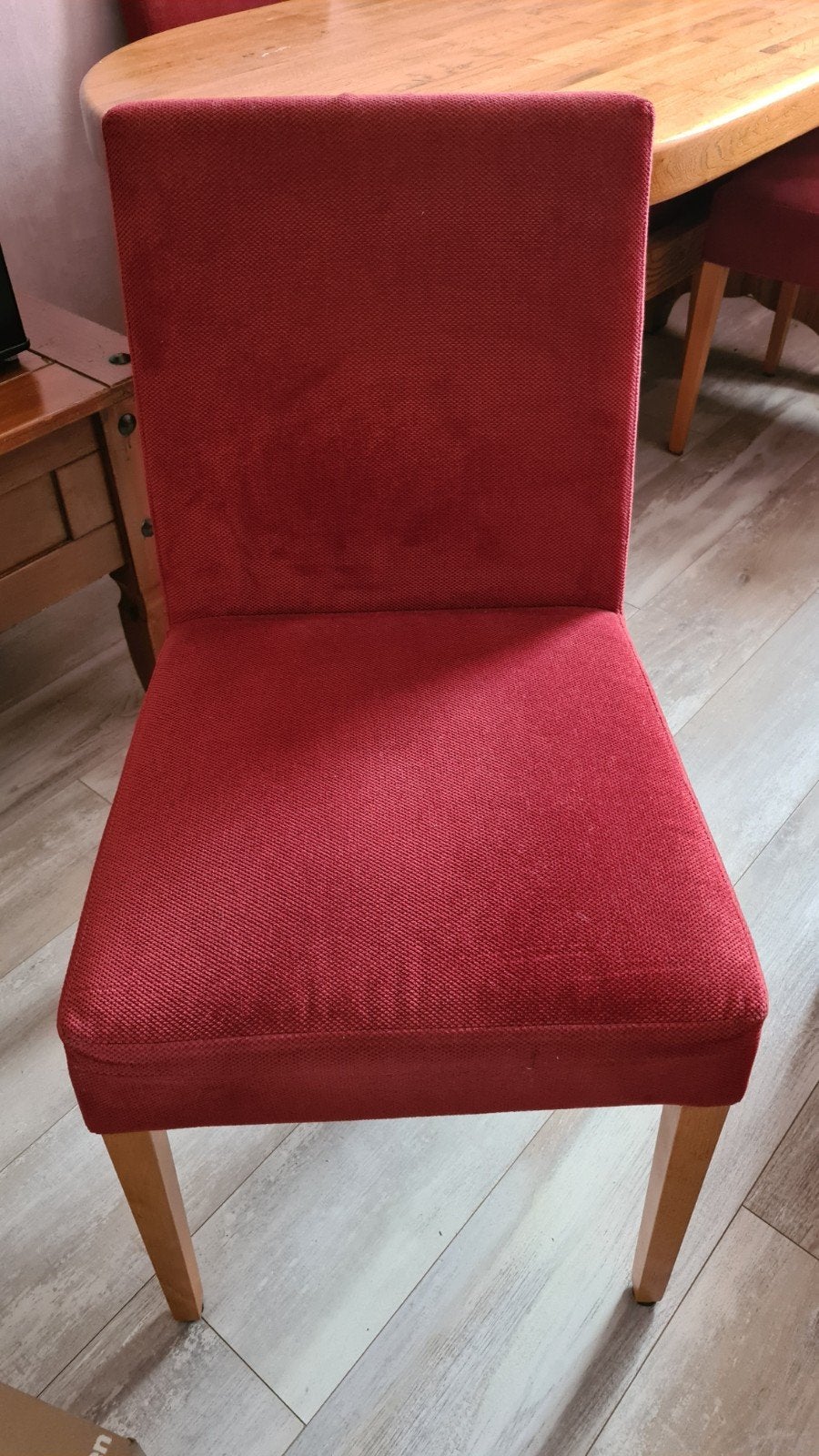 Set van 4 rode eetkamerstoelen, Huis en Inrichting, Stoelen, Ophalen, Gebruikt, Vier, Stof