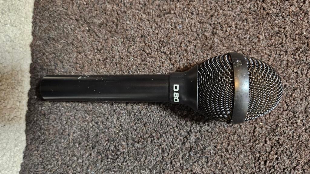 AKG D80 dynamische microfoon, Muziek en Instrumenten, Microfoons, Ophalen of Verzenden, Gebruikt