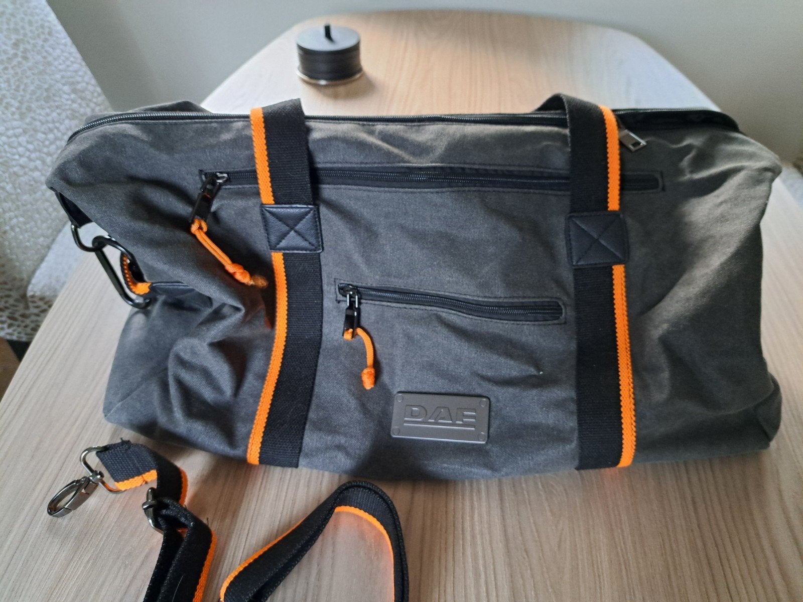 DAF Reistas - Grijs met Oranje Details, 20 tot 30 cm, Nieuw, Ophalen of Verzenden, 60 tot 80 cm
