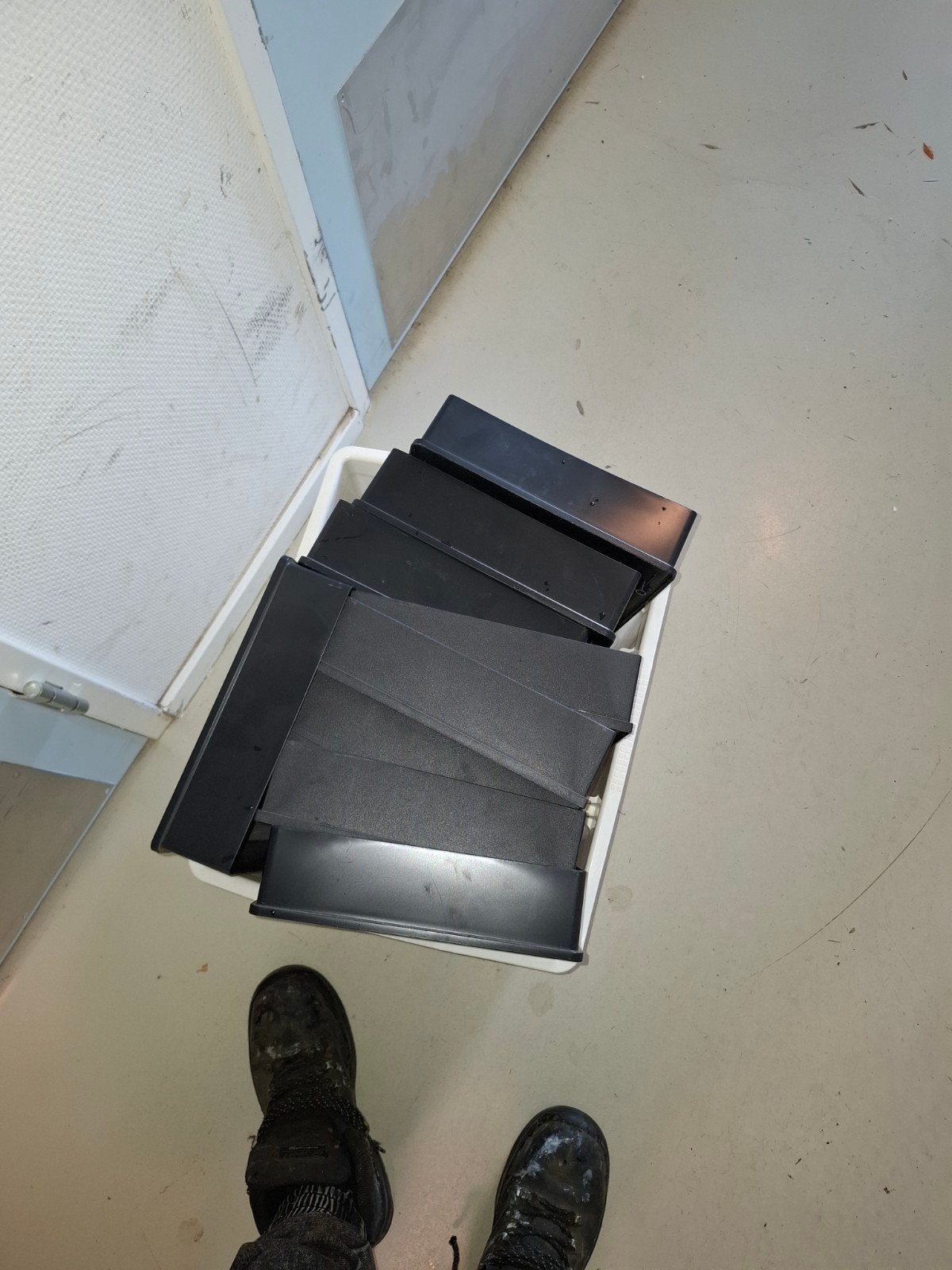 Partij van 10 zwarte brievenbakjes, Diversen, Ophalen of Verzenden, Gebruikt