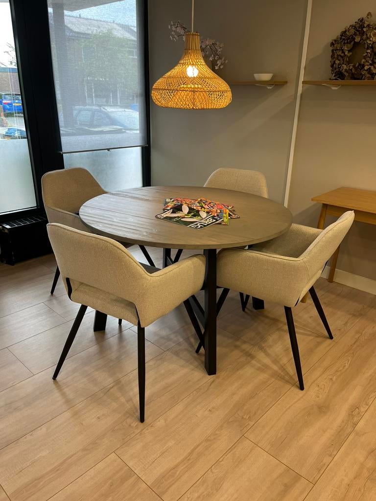 Kappers interieur tekoop, Ophalen