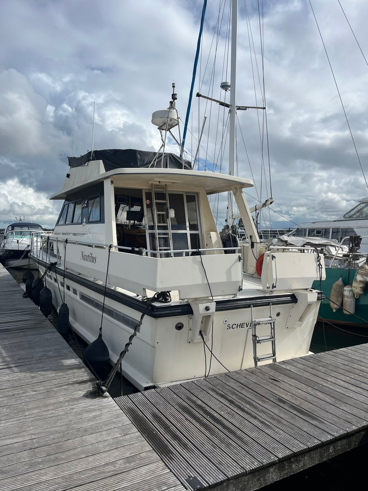 Motorjacht Cytra 48 fly 2xDiesel Inruil Mog | Bewoning Mog