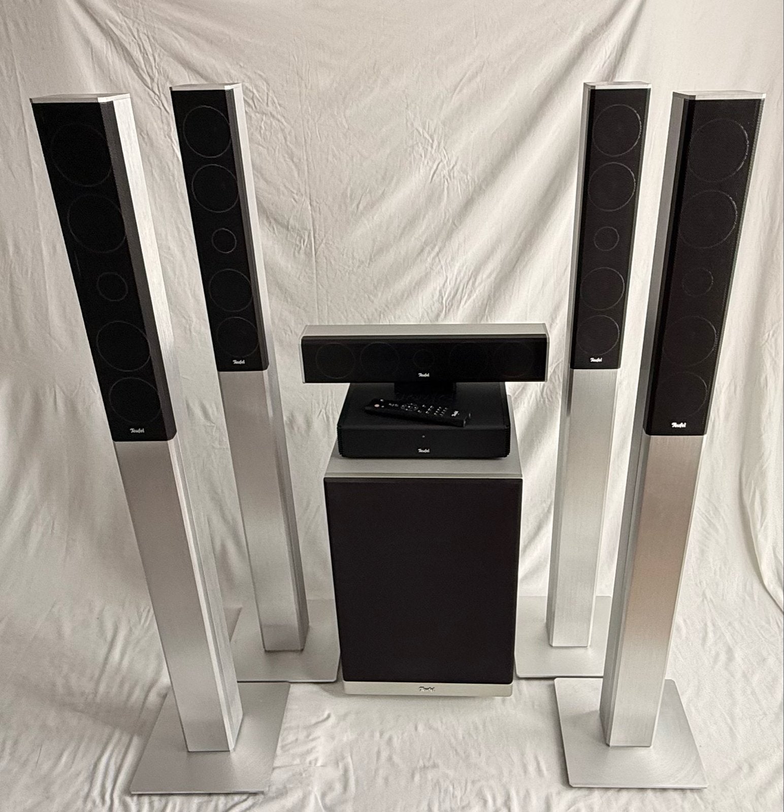 Teufel LT4 5.1 Home Cinema Set - Zo goed als nieuw, 70 watt of meer, Zo goed als nieuw, 5.1-systeem, Overige spelers