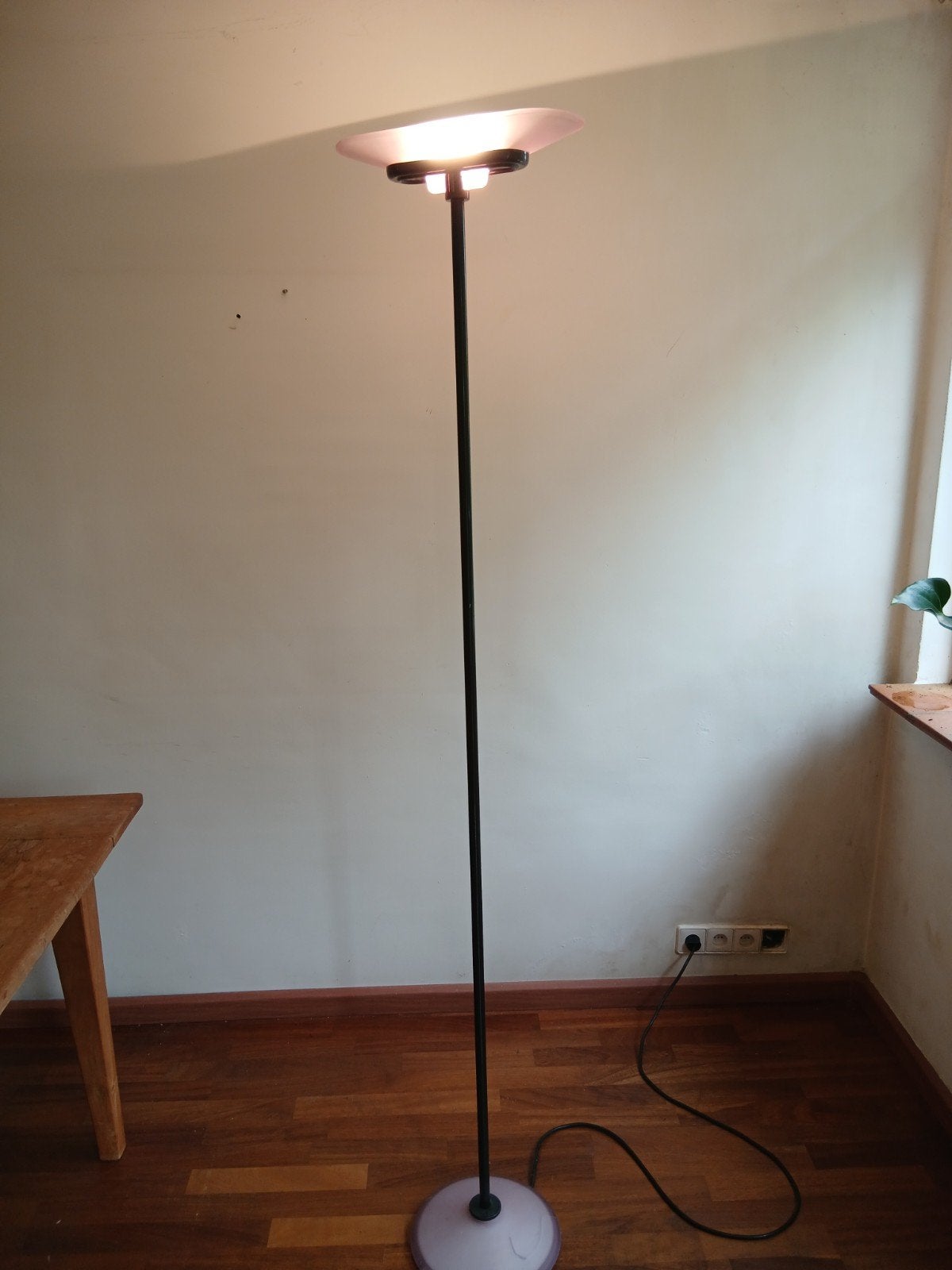 Arteluce Vloerlamp - Design Klassieker, Gebruikt, 200 cm of meer, Metaal, Modern design, Italiaans, Tijdloos