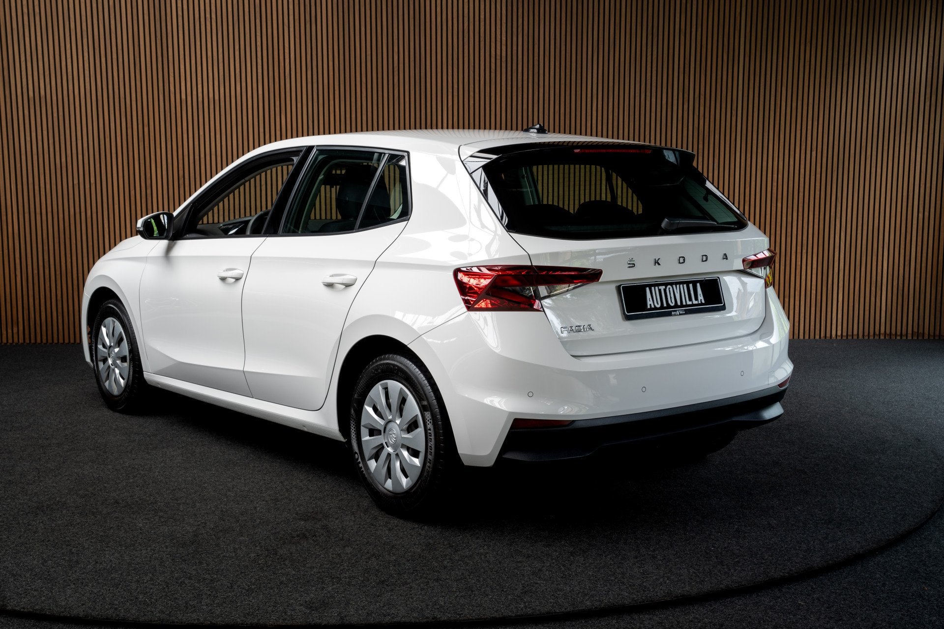 Skoda Fabia 1.0 Navi Airco Stoelverwarm. PDC Cruise Carplay, Auto's, Stof, Gebruikt, Wit, Origineel Nederlands