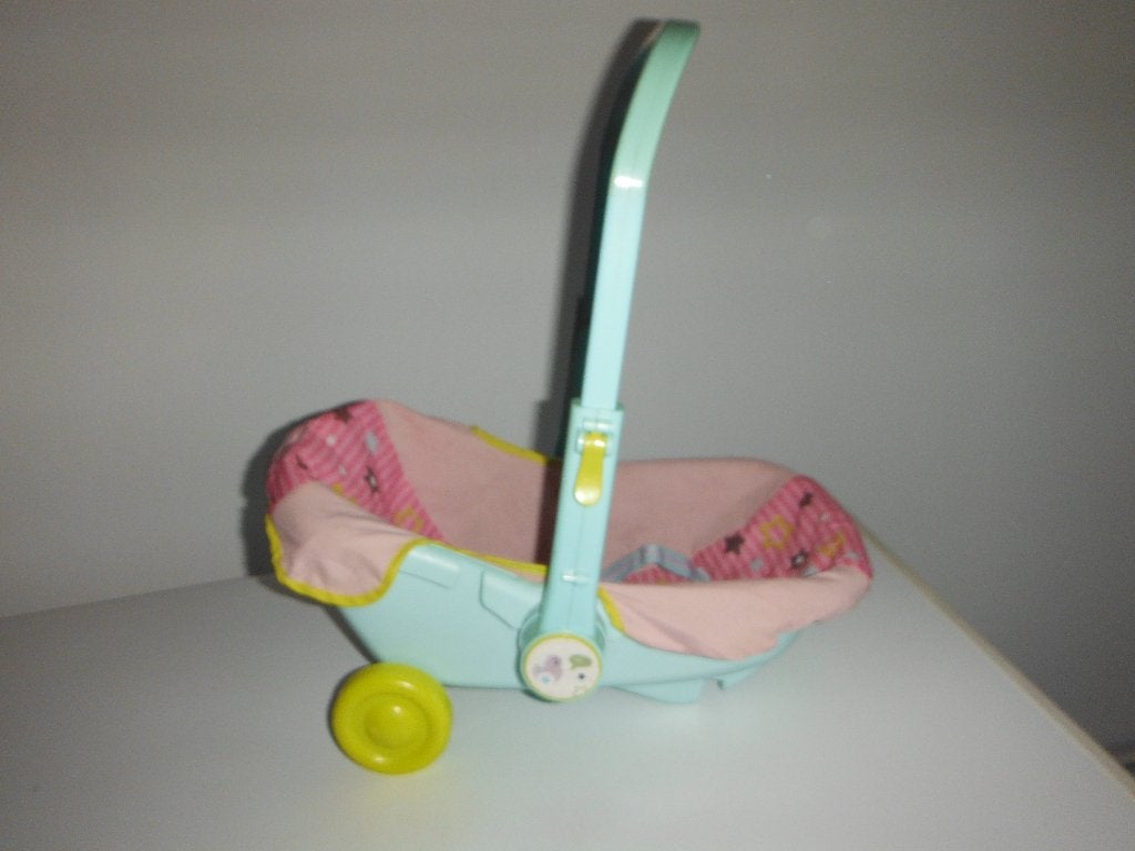 baby born  maxicosi op wieltjes + douche met acc, Kinderen en Baby's, Ophalen, Gebruikt, Babypop