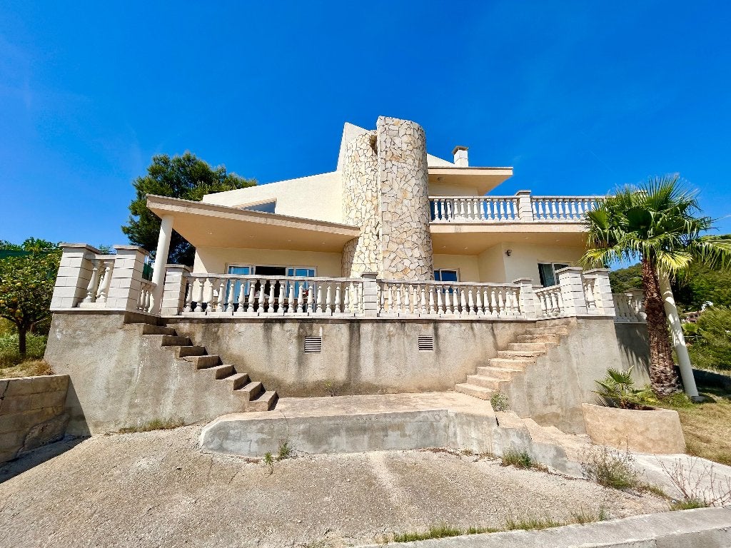Huis - 3 slaapkamers / 2 badkamers - XL perceel, Huizen en Kamers, Calafell - Mas Romeu, Dorp, Spanje, Woonhuis