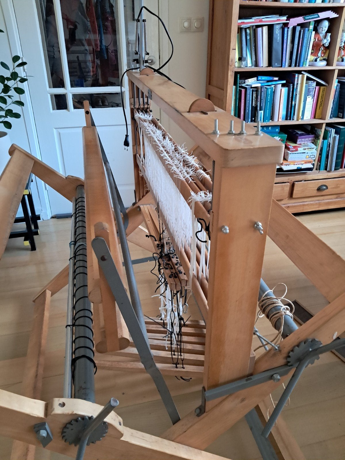4 schachts trapper weefgetouw met twee rieten en hevels., Ophalen, Gebruikt
