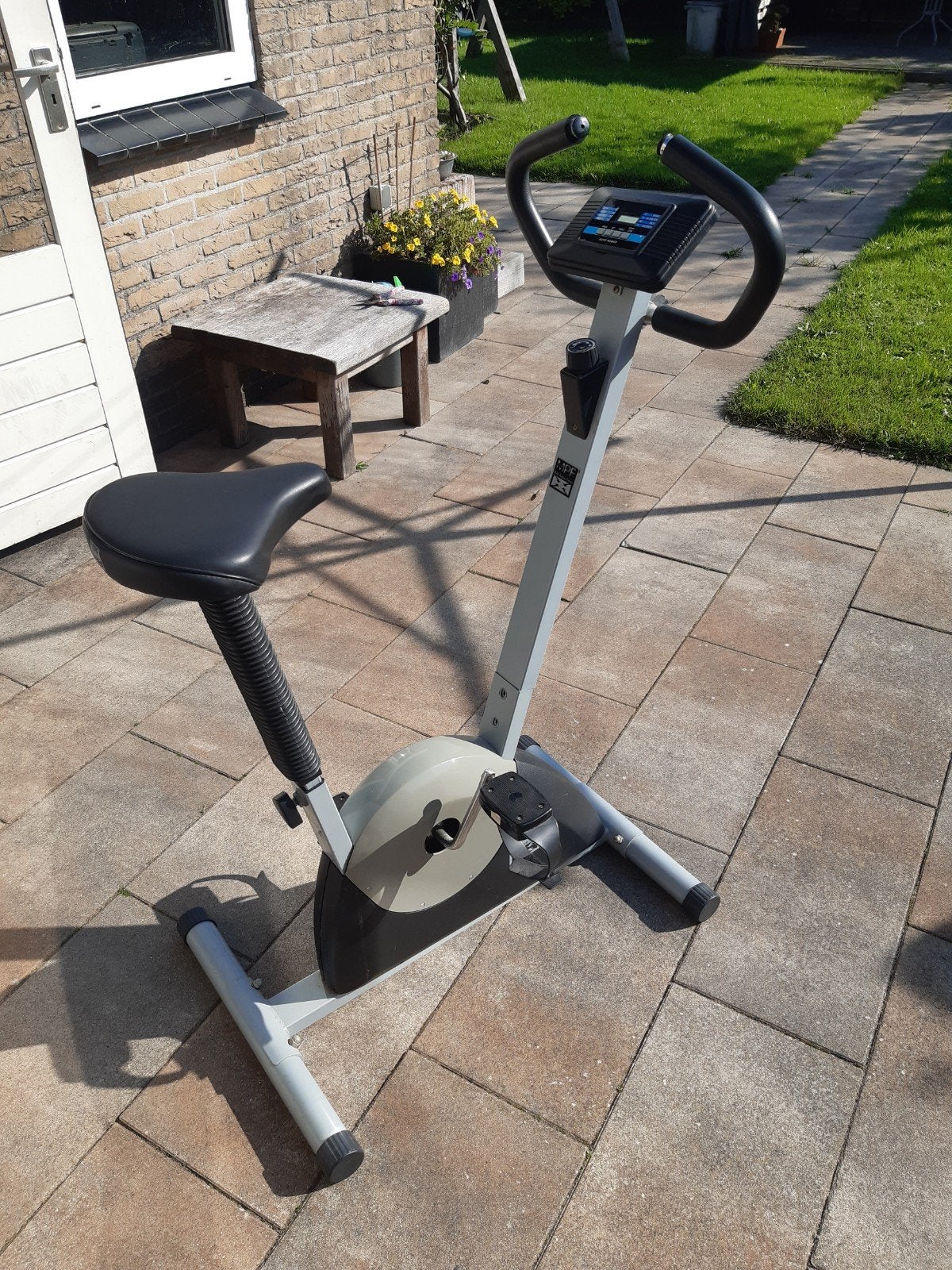 Hometrainer MPF 254 - Perfect voor thuisworkouts!, Ophalen, Gebruikt, Metaal, Benen