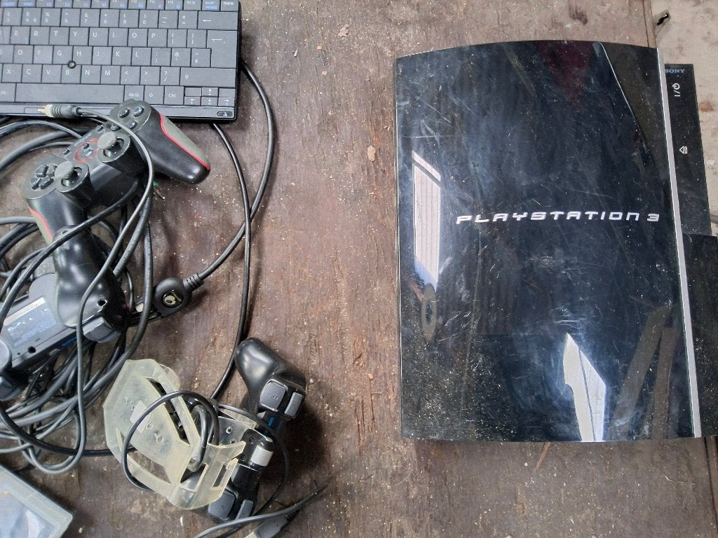 Complete PlayStation 3 set cechl04 inclusief 3 controllers, Gebruikt, Ophalen of Verzenden, Sony, Slim