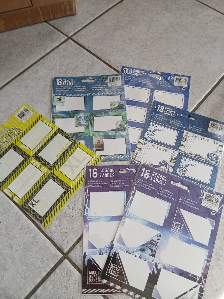 Nieuw SchoolBoekenkaft Stickers /schoollabels, Ophalen of Verzenden, Nieuw