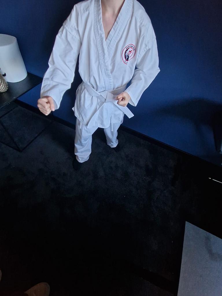 Karatepak voor 8-12 jarige - Zo goed als nieuw, Ophalen of Verzenden, Zo goed als nieuw, Karate, Vechtsportpak
