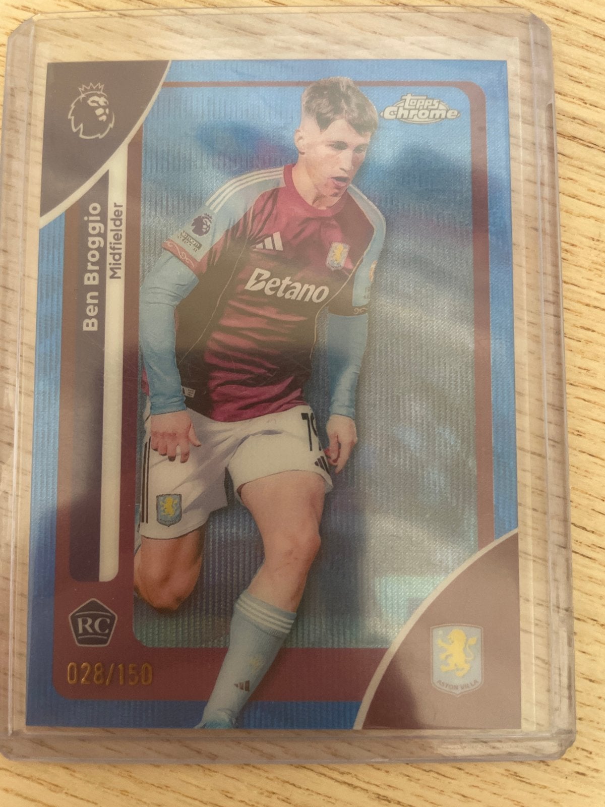 Ben Broggio Topps Chrome RC 028/150 Aston Villa, Ophalen of Verzenden, Zo goed als nieuw, Buitenlandse clubs, Spelerskaart