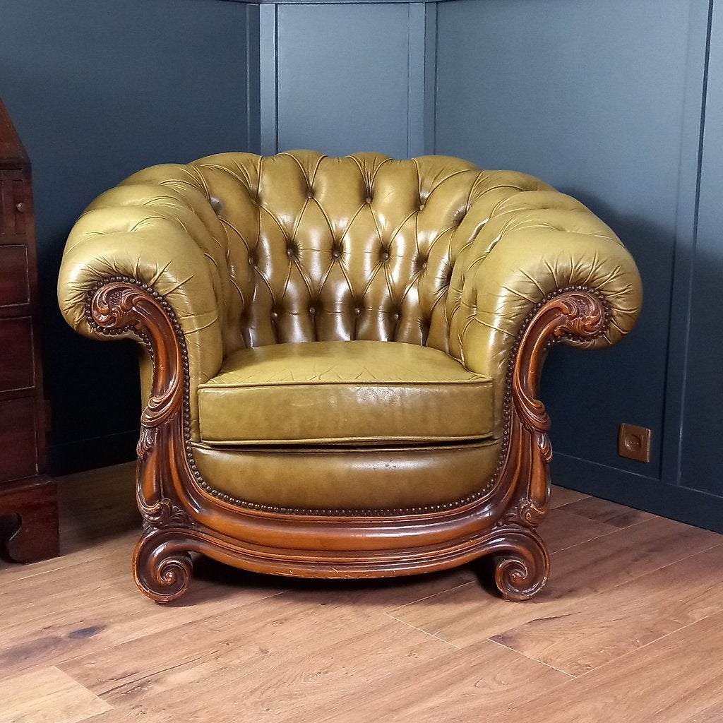 Vintage Chesterfield Clubfauteuil Olijfgroen Rundleer, Huis en Inrichting, Gebruikt, Chesterfield, Ophalen of Verzenden, Leer
