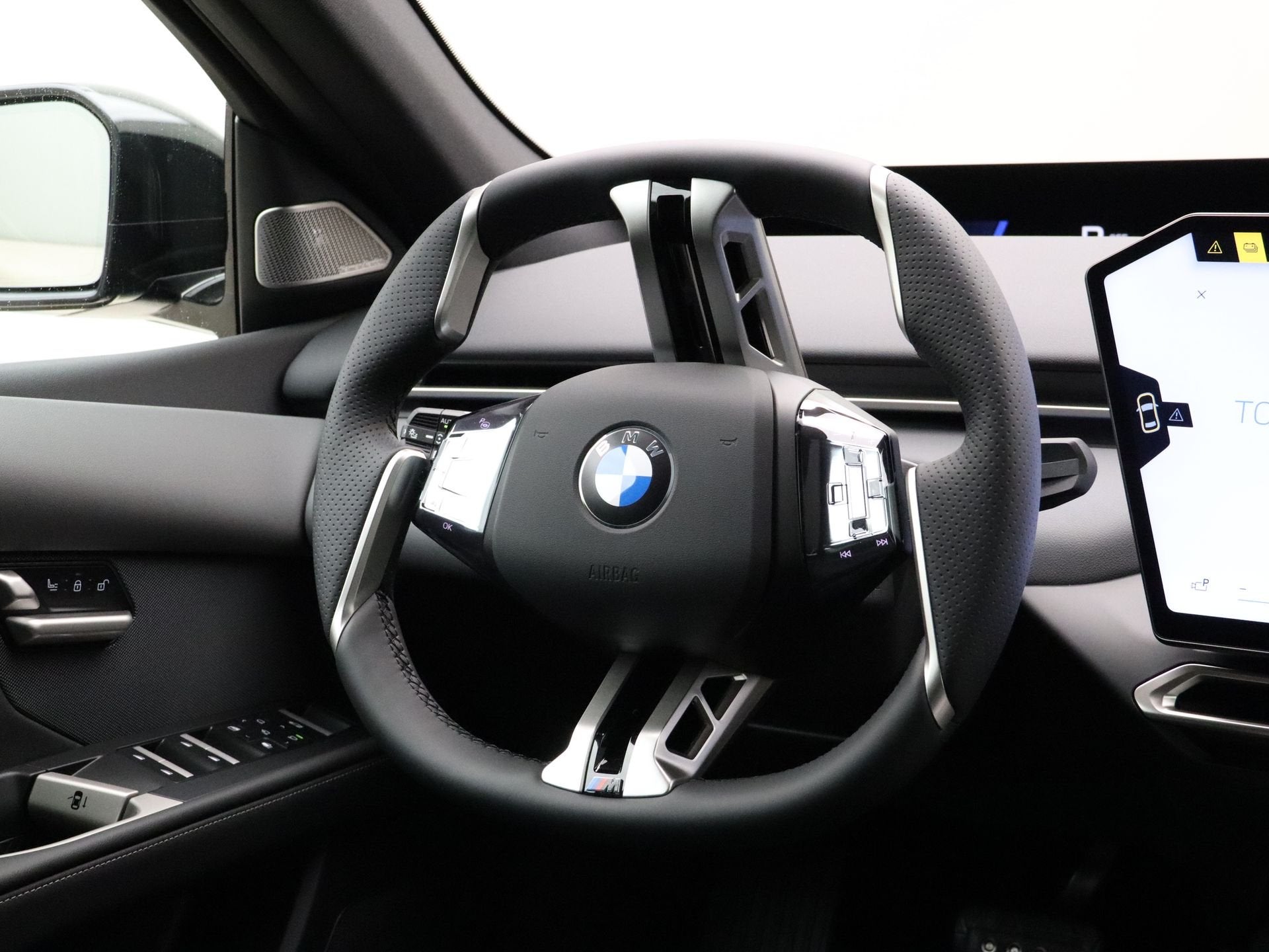 BMW i3 50 xDrive First Edition M Sport | Harman Kardon audio, Auto's, Automaat, Zwart, Met garantie (alle), Zwart